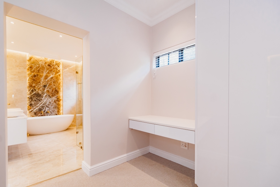 4 Bedroom Property for Sale in Fernridge Western Cape